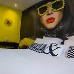 Le Glam's Hotel