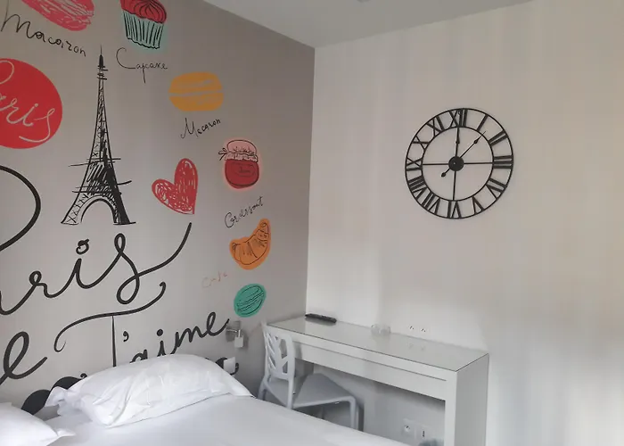 Le Glam's Hotel 3*