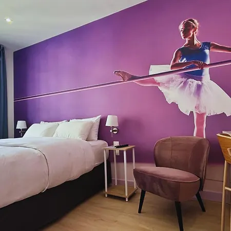 Le Glam's Hotel
