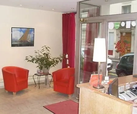 Le Glam's Hotel